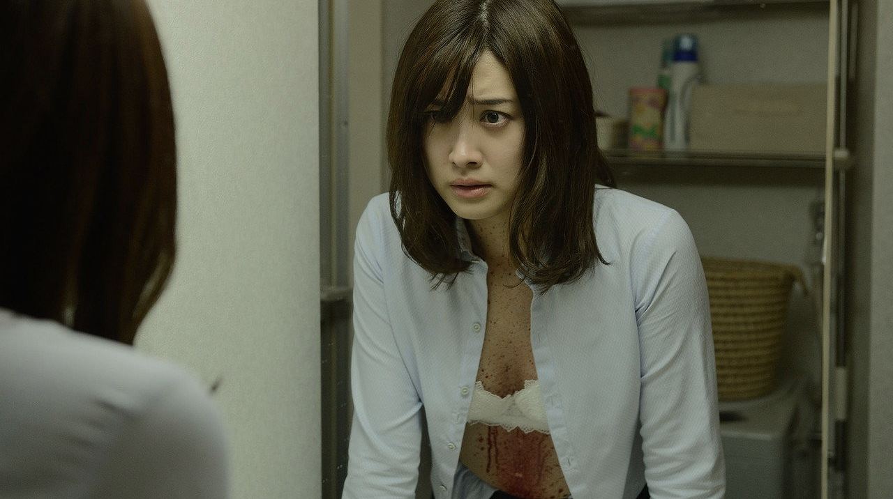 ซ่อนปีศาจในเงามืด : เมื่อ 殺人鬼を飼う女 ท้าทายเส้นแบ่งระหว่างเหยื่อและผู้ก่อการร้าย